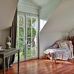 Le Domaine Des Pres Du Hom Bed & Breakfast Bézu-Saint-Éloi