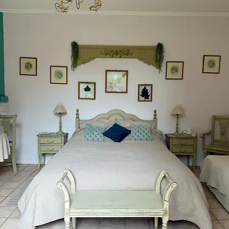 Bed and Breakfast Le Domaine Des Pres Du Hom