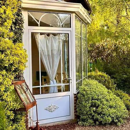 Le Domaine Des Prés Du Hom 3*