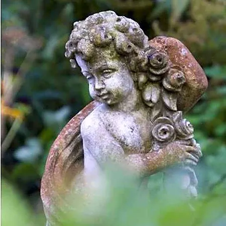Le Domaine Des Prés Du Hom 3* Bézu-Saint-Éloi