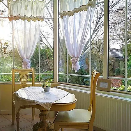 Le Domaine Des Prés Du Hom Bed and breakfast 3*