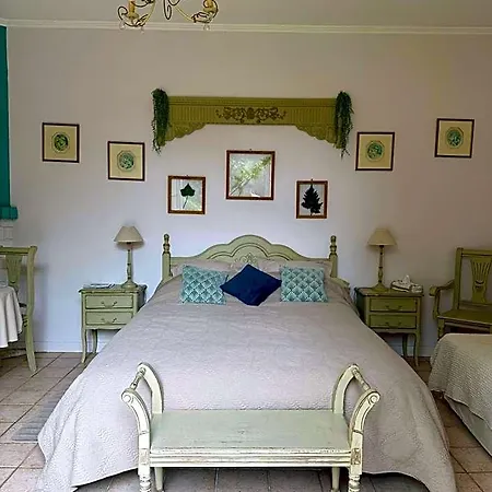 Le Domaine Des Prés Du Hom 3*