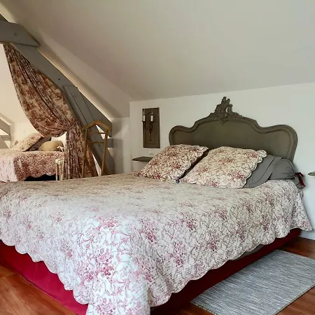 Le Domaine Des Pres Du Hom 4* Bézu-Saint-Éloi